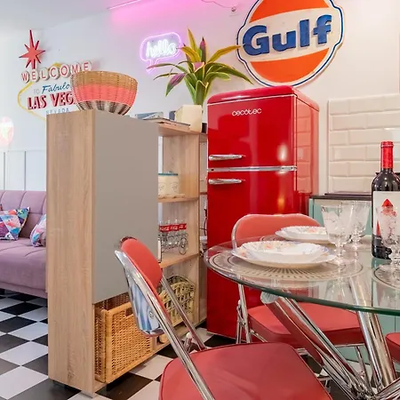 شقة American Dinner At The سالو